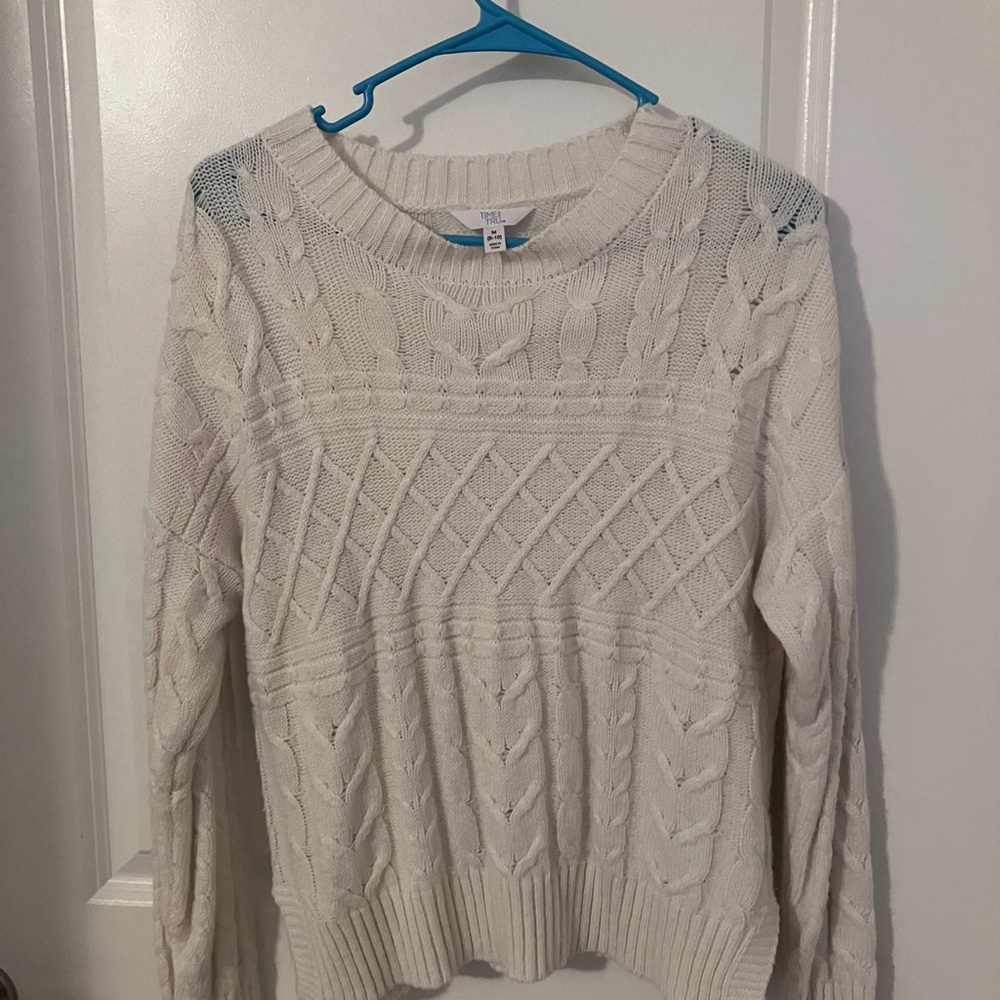 Time and Tru Ivory Cable Knit Sweater. Size M